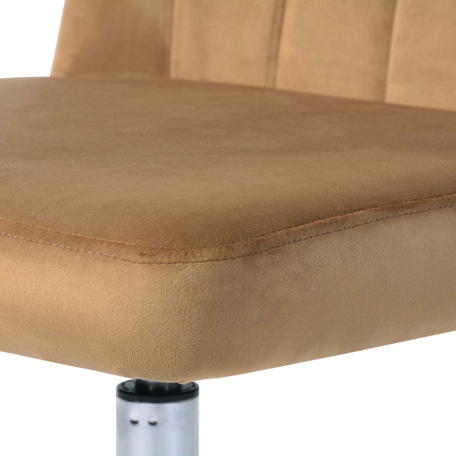 MAKER בז' – כיסא משרדי מעוצב