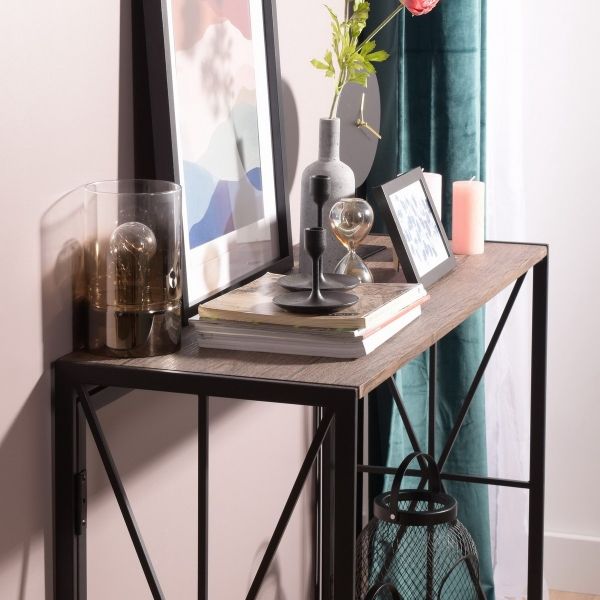 הוראס - קונסולה ועמדת עבודה