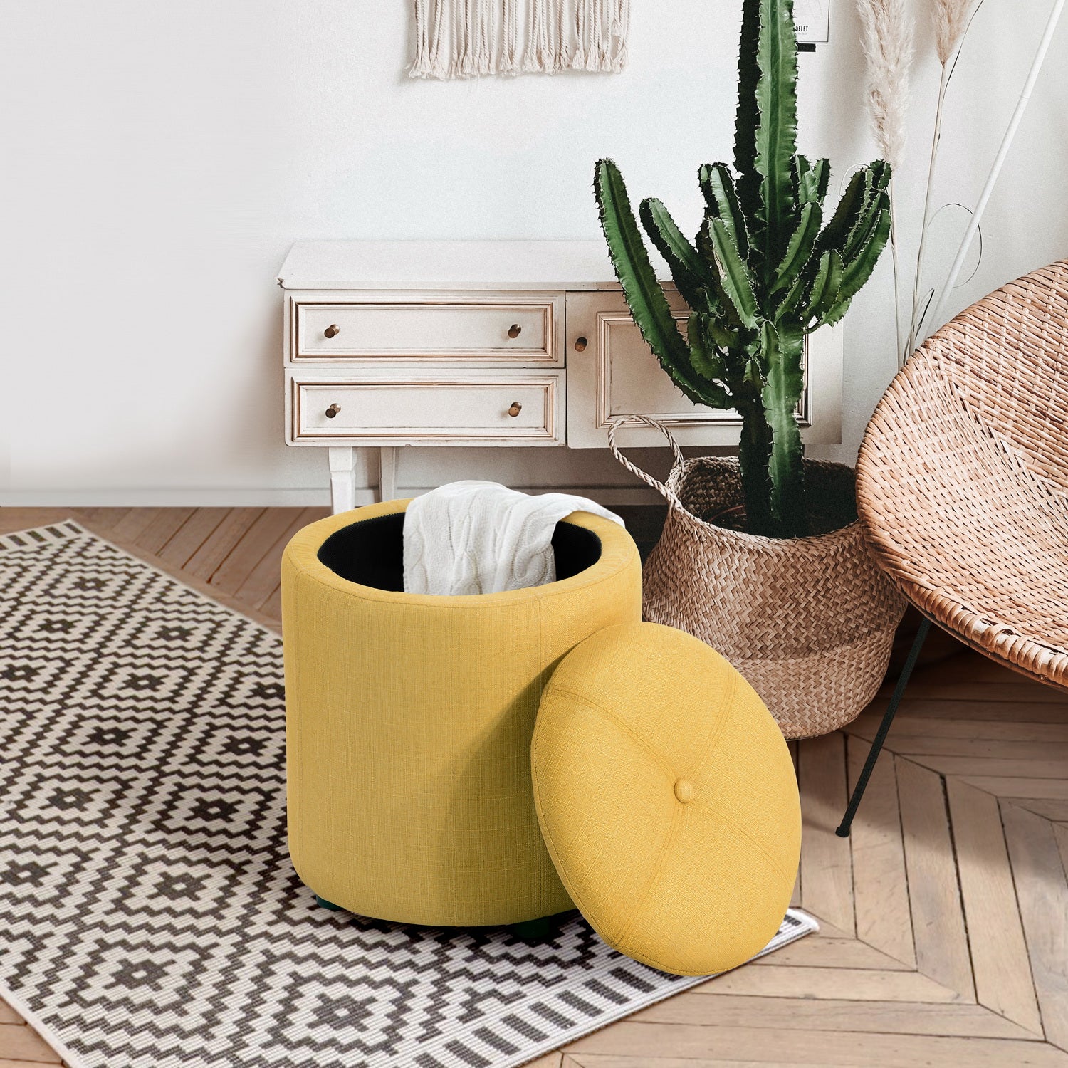 הדומים וספסלים