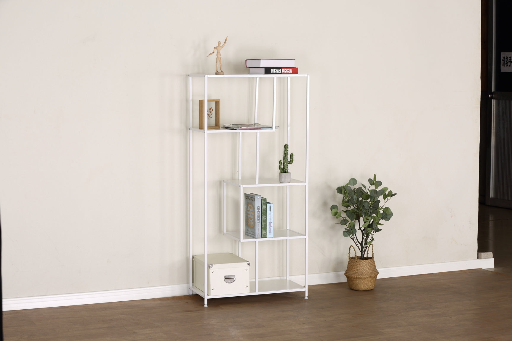 גלדיולוס לבן - 3143L - ספריה אסימטרית מעוצבת