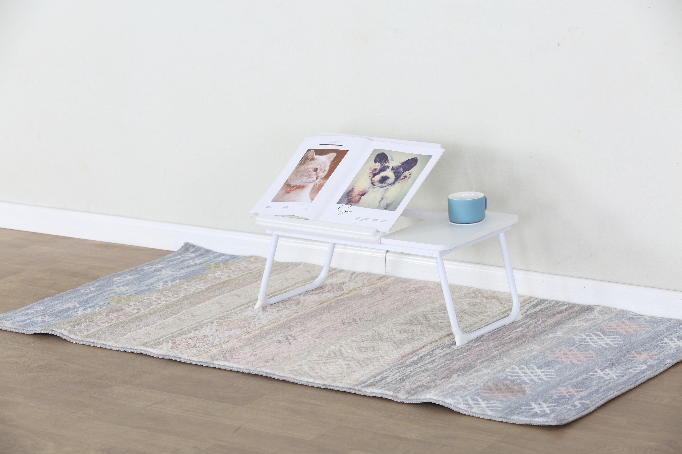 שולחן למחשב נייד MIAMI לבן